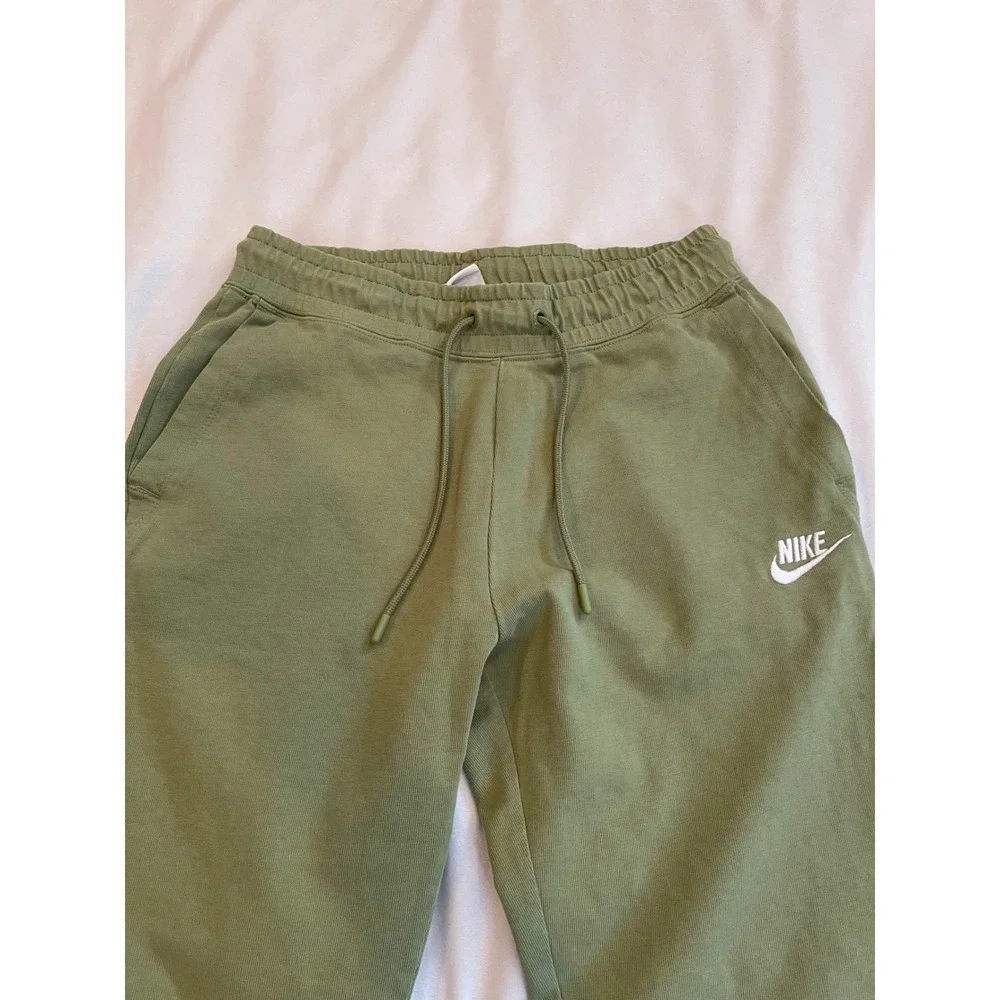 Nike Kids Sportswear Club Fleece Joggers Olive Green Sweatpants Size Small